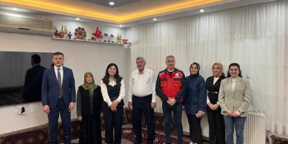 Protokol üyeleri çocuklarla iftar buluşmalarında bir araya geliyor