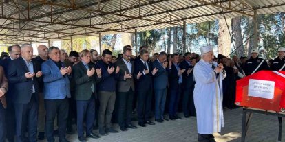 72 yaşında hayatını kaybeden emekli Vali Yardımcısı son yolculuğuna uğurlandı