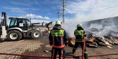 Besni’de tütün fabrikasında korkutan yangın