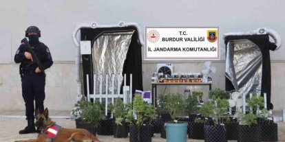 Burdur’da evi uyuşturucu imalathanesine çeviren şüpheli tutuklandı