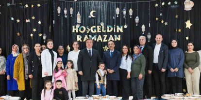 Erzincan’da üç kuşak aynı sofrada buluştu