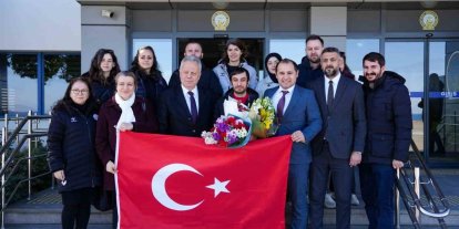 Şampiyon atıcıya Trabzon Havalimanında karşılama