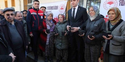 Üreticilere ücretsiz fidan dağıtımı yapıldı