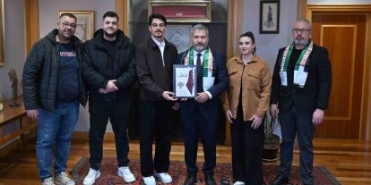 Filistin Yardımlaşma Derneği’nden Rektör Adıgüzel’e ziyaret