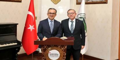 Kars Valiliğinde Azerbaycan heyeti ağırlandı