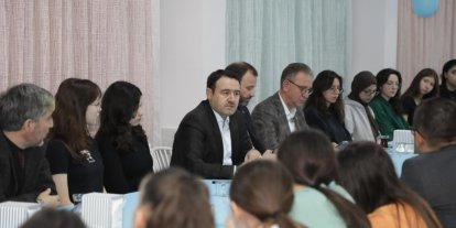 Vali Musa Işın, Necip Fazıl Kısakürek Anadolu Lisesi’nde öğrencilerle iftar yaptı