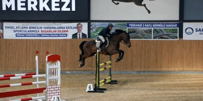 Şahinbey’de engel atlama heyecanı