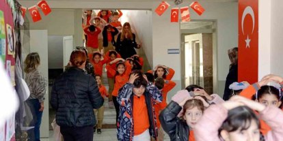 ABAK’tan Deprem Haftası’nda öğrencilere hayat kurtaran bilgilendirme