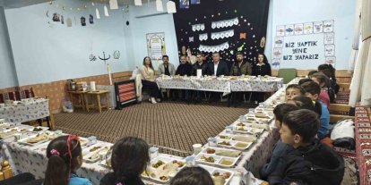Mazıdağı İlçe Milli Eğitim Müdürü Aydıner, öğrencilerle iftarda buluştu