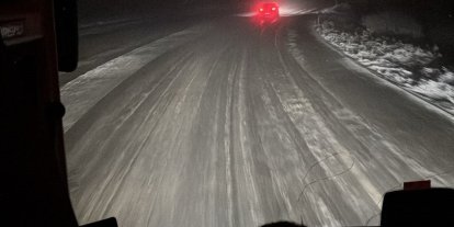 Kop Geçidi’nde tipi ve fırtına etkili oluyor