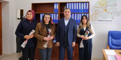 Bayburt Valisi Eldivan, 8 Mart Dünya Kadınlar Günü’nü kutladı