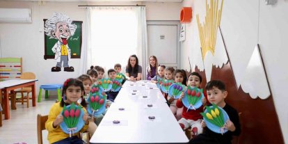 Didim’de miniklerden Kadınlar Günü’ne renkli dokunuş