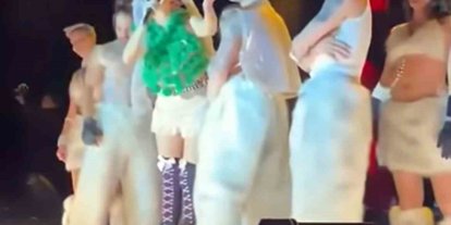 Şarkıcı Hande Yener hakkında ‘Cumhurbaşkanına hakaret’ ve ‘Anayasal düzeni hedef alma’ soruşturması