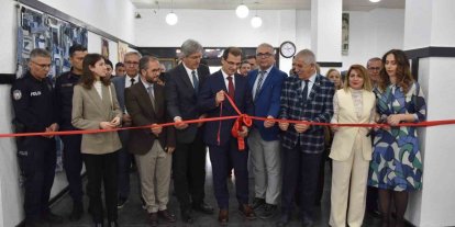 Salihli’de 8 Mart’a özel Uluslararası Jürili Karma Sergi açıldı