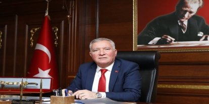 Başkan Kepenek; "Kadınlarımız toplumumuzun en önemli değerlerindendir"