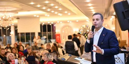 Başkan Ahmet Akın, İstanbul’daki Balıkesirliler ile kucaklaştı