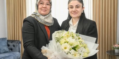 Şehit eşine vefa ziyareti