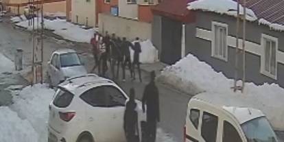 Kars’ta silahlı kavga, 2 yaralı