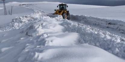 Kars'ta 25 köy yolu ulaşıma kapandı