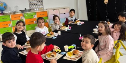 Aydıntepe’de anaokulu öğrencilerine tekne orucuyla Ramazan anlatıldı