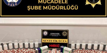 Polis durdurduğu araçta uyuşturucu ele geçirdi