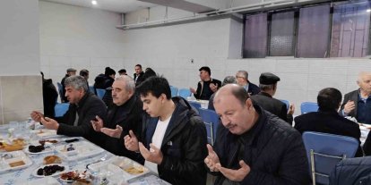 Bozcaarmut Köyü’nde gönülleri buluşturan iftar