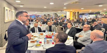 AK Parti Kars Milletvekili Adem Çalkın ve AK Parti Teşkilatı Kağızmanlılarla İftarda Bir Araya Geldi