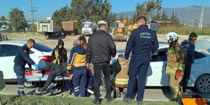 Antakya’da trafik kazası: 1 yaralı