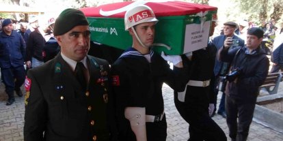 Kıbrıs’ta kazada hayatını kaybeden uzman onbaşı son yolculuğuna uğurlandı