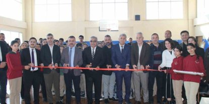 Serik’te "ebru, hat ve naht" sanat sergisi açıldı