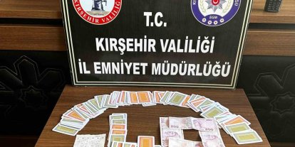 Kıraathanede kumar oynayan 4 kişiye para cezası