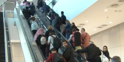 Katar’da mahsur kalan Türk vatandaşları Türkiye’ye döndü