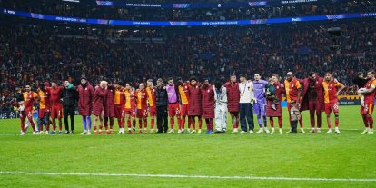 Galatasaray’da Liverpool galibiyeti sevinci