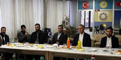Kaymakam Akın öğrencilerle iftarda buluştu