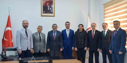 BŞEÜ Diş Hekimliği Fakültesinde devir teslim töreni