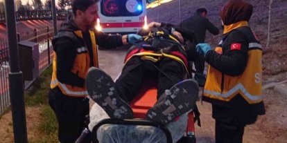 Batman merdivenden düşen bir kişi hastanelik oldu