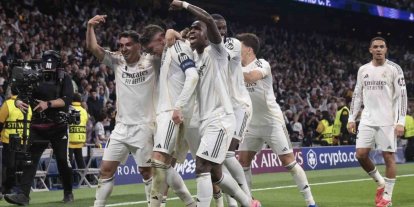 Real Madrid, tur kapısını araladı