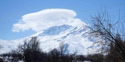 Munzur Dağı’nda mercek bulutu oluştu