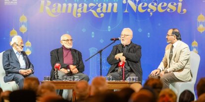 Tarihi mekanda "Medreseden Üniversiteye Erzurum’da İlim"  konuşuldu