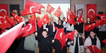 Talas’ta duygu dolu İstiklal Marşı ve Çanakkale Zaferi Anma Programı