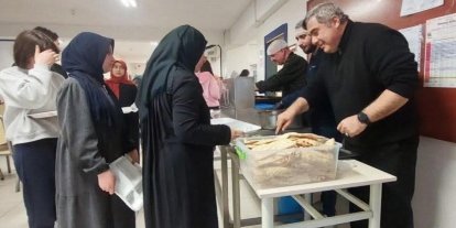 Eğitim camiası iftar sofrasında bir araya geldi