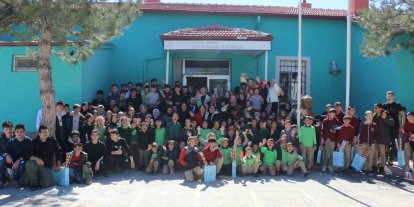 Konya’da öğrencilere bayram öncesi bayram sevinci yaşattılar