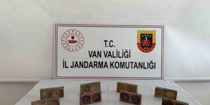 Van’da altın hammaddeli tarihi eser operasyonu: 3,5 milyon liralık eser ele geçirildi