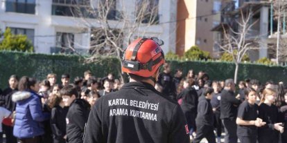 Kartal Belediyesi’nden okullarda afet bilinci eğitimi