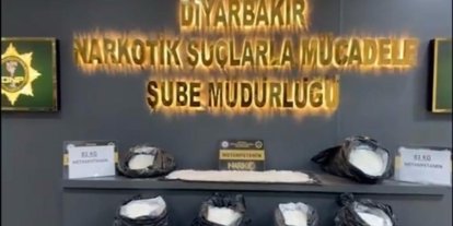Diyarbakır’da takibe alınan tırda 81 kilo metamfetamin ele geçirildi