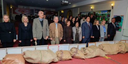 Minik GKV’lilerin ’Analar ve Vatan’ Gösterisi Gururlandırdı