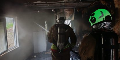 Antakya’da müstakil ev yanarak kullanılmaz hale geldi