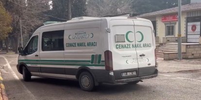 Forkliften düşen işçi, 7 günlük hayatta kalma mücadelesini kaybetti