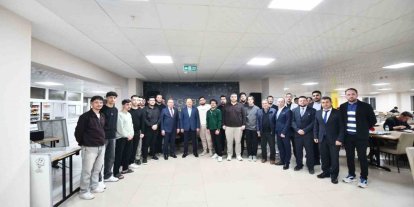 Vali Dallı, üniversite öğrencileriyle iftar sofrasında buluştu