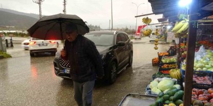 Hatay’da kuvvetli sağanak yağış etkili oluyor